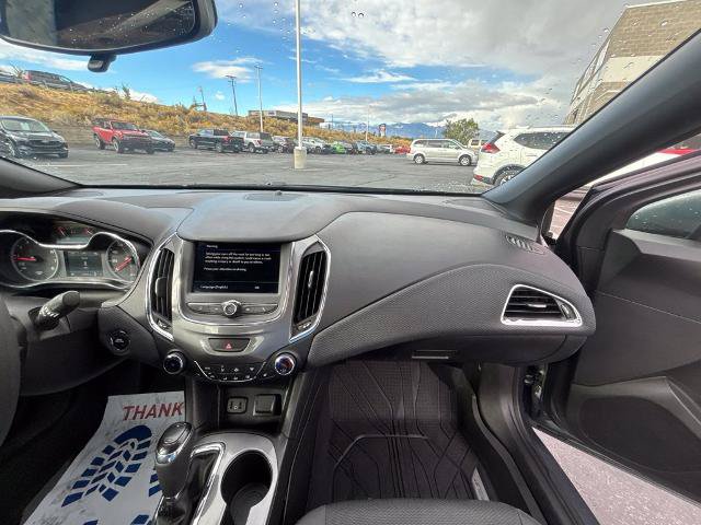 Used 2019 Chevrolet Cruze LT w/ Convenience Package FWD image 28