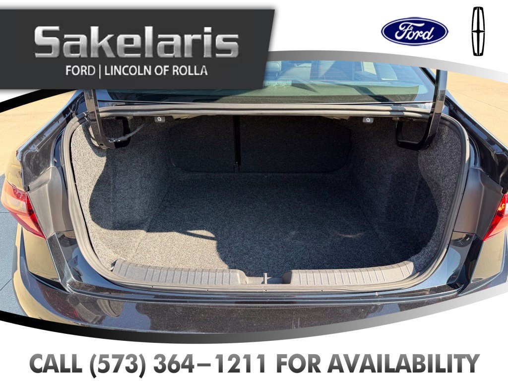 Used 2024 Volkswagen Jetta SE FWD image 38