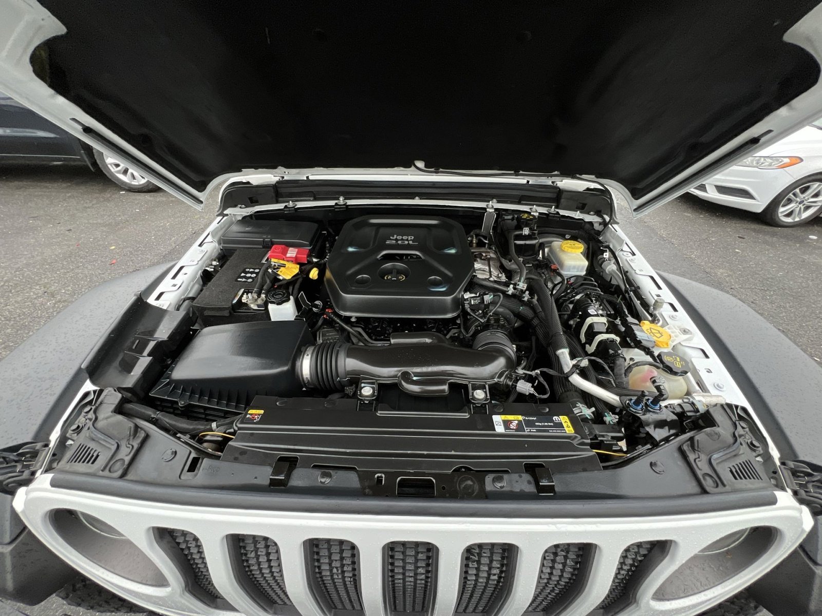 Used 2021 Jeep Wrangler Unlimited Rubicon w/ Cold Weather Group AWD/4WD image 33