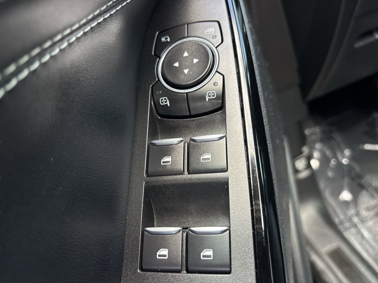 Certified 2022 Ford Explorer ST w/ ST Street Pack image 25