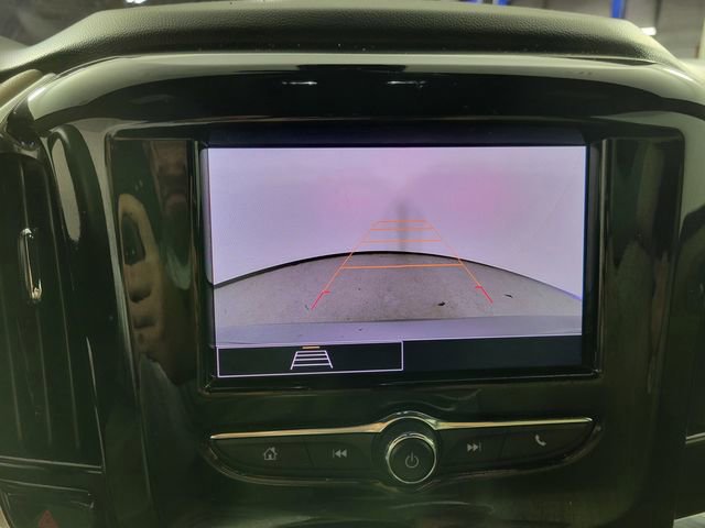 Used 2023 Chevrolet Traverse LS image 34