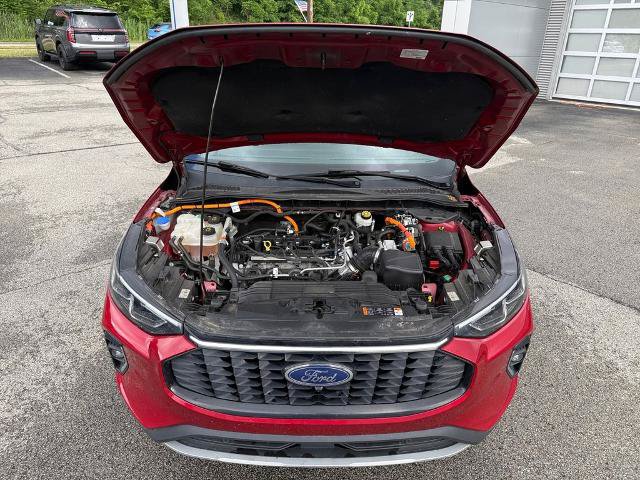 Certified 2023 Ford Escape Platinum w/ Premium Technology Package AWD/4WD image 27