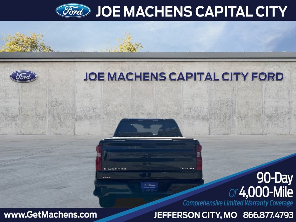 Used 2023 Chevrolet Silverado 1500 Custom image 4