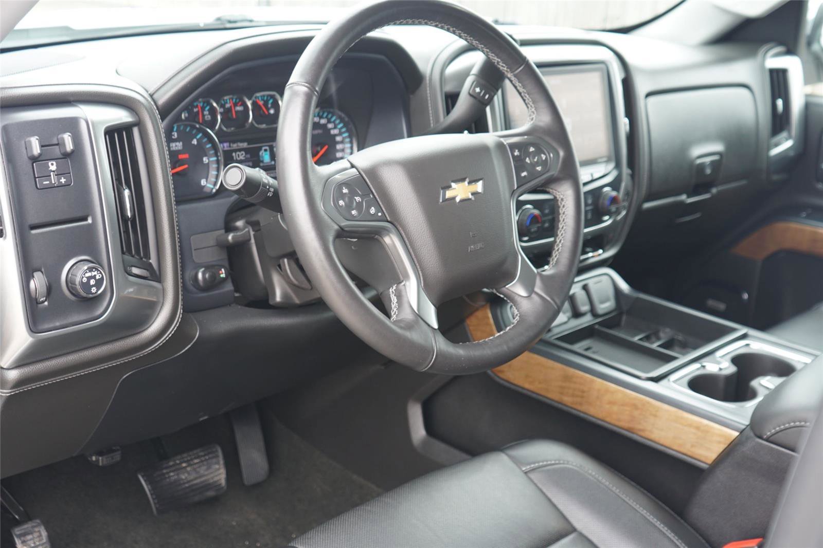 Used 2017 Chevrolet Silverado 1500 LTZ w/ Sport Package RWD image 9
