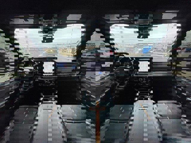 Certified 2024 Ford F250 Platinum image 10