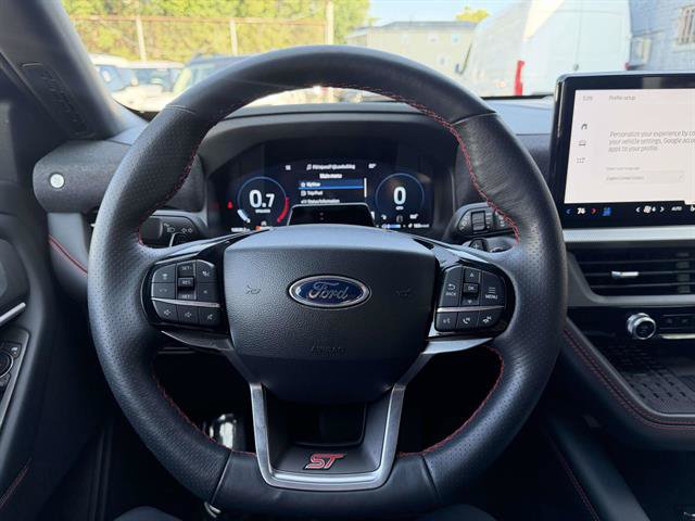 Certified 2025 Ford Explorer ST AWD/4WD image 13