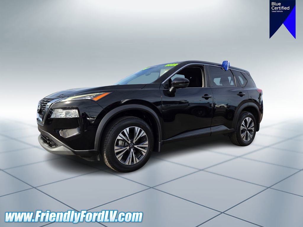 Used 2022 Nissan Rogue SV image 2