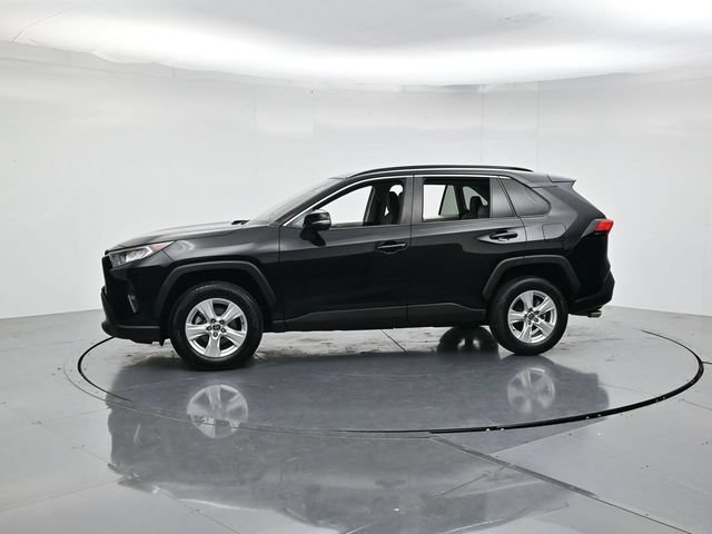 Used 2021 Toyota RAV4 XLE FWD image 6