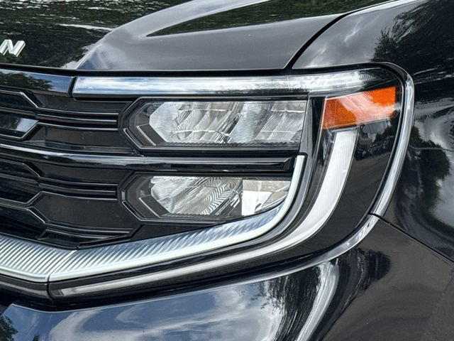 Certified 2025 Ford Expedition Max Platinum AWD/4WD image 4