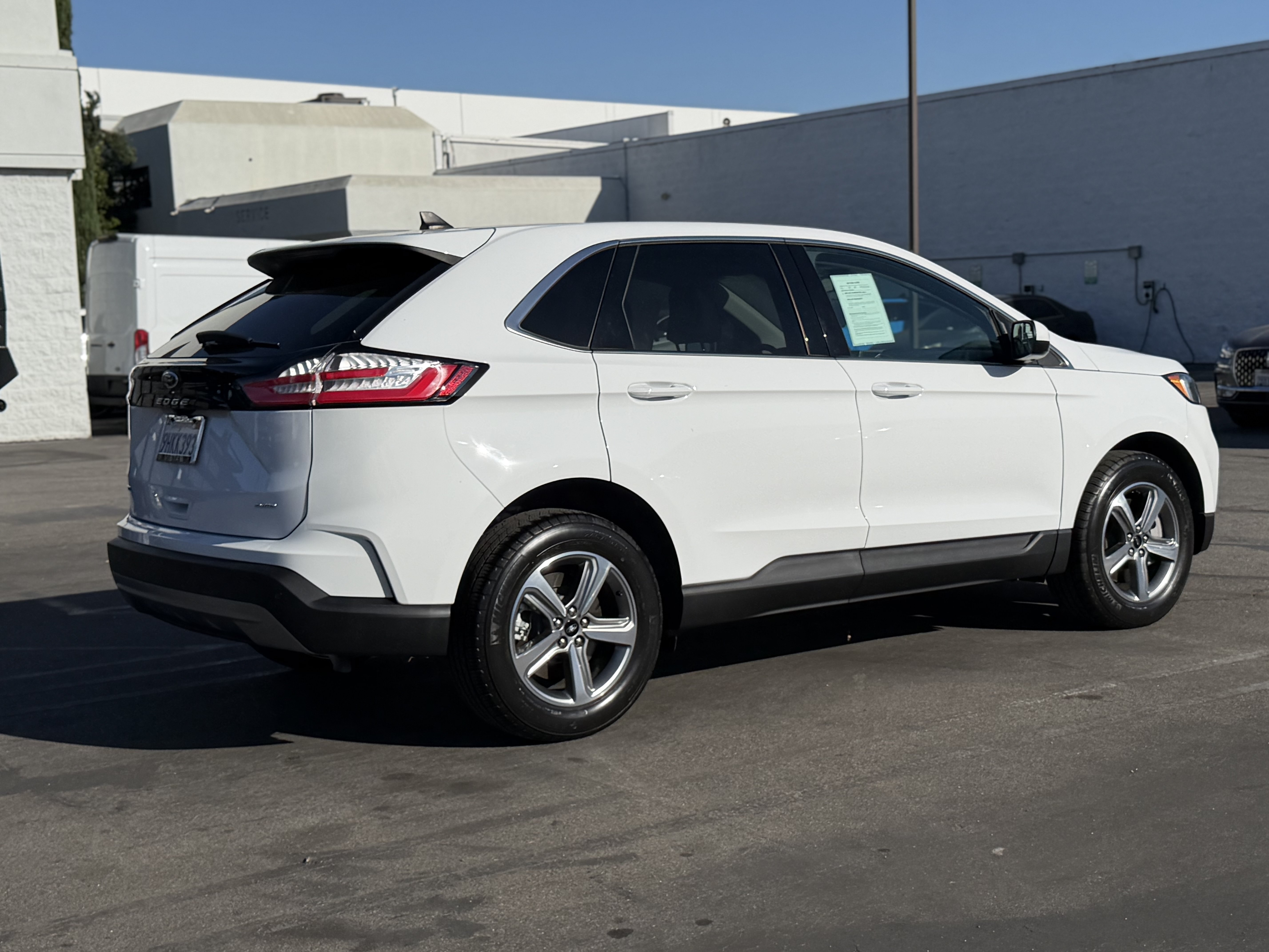 Certified 2023 Ford Edge SEL w/ Convenience Package AWD/4WD image 8