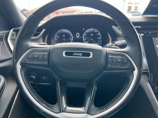 Used 2021 Jeep Grand Cherokee L Laredo AWD/4WD image 15