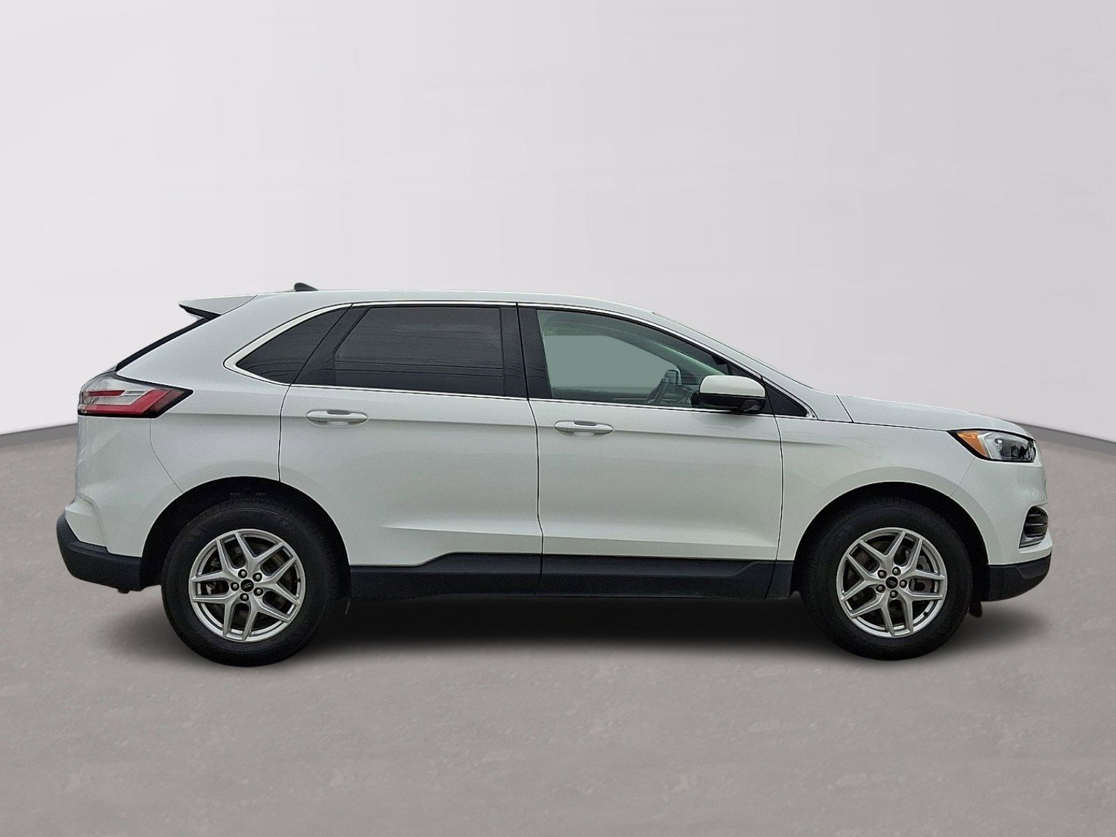 Certified 2024 Ford Edge SEL AWD/4WD image 7