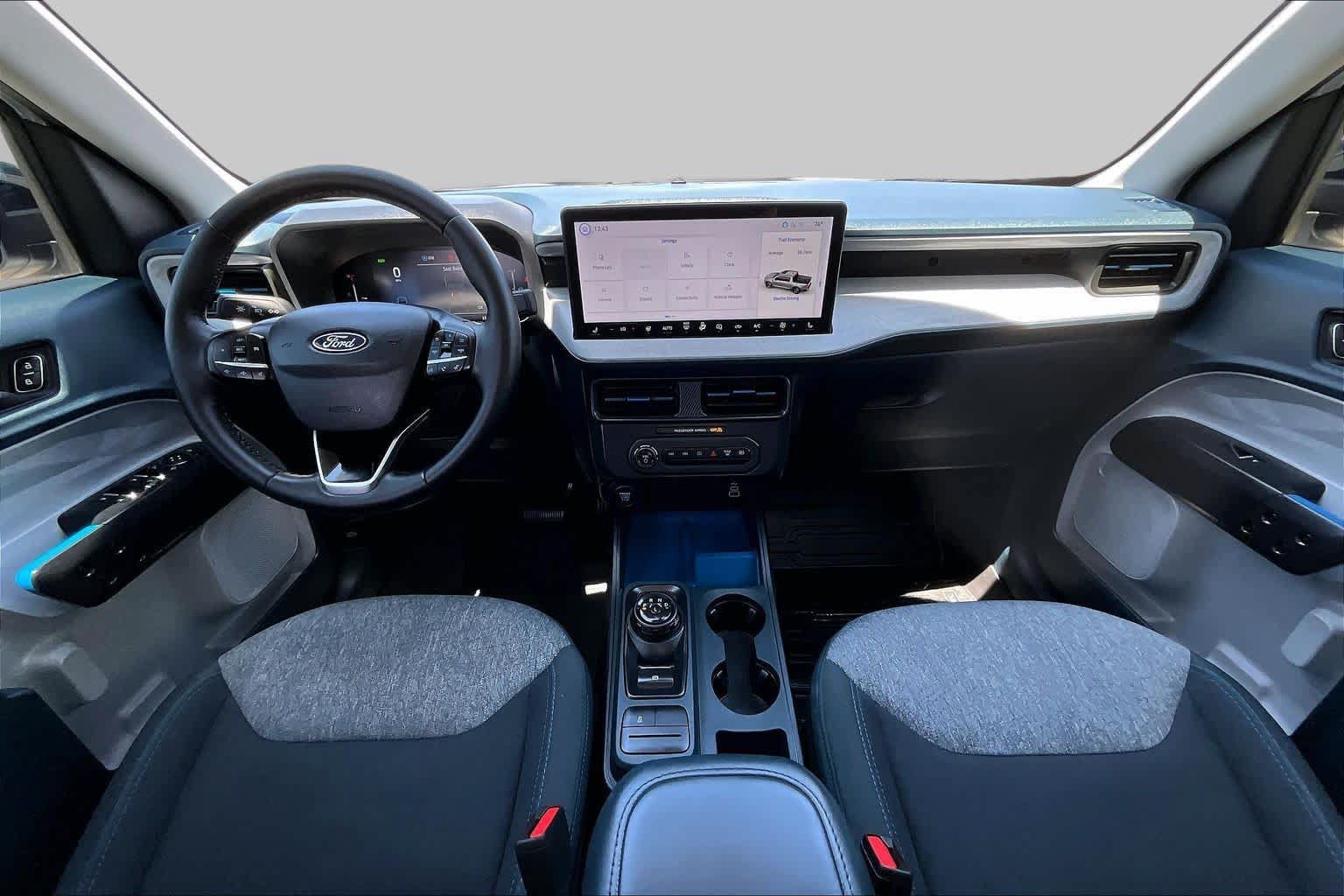 Certified 2025 Ford Maverick XLT w/ XLT Luxury Package FWD image 14