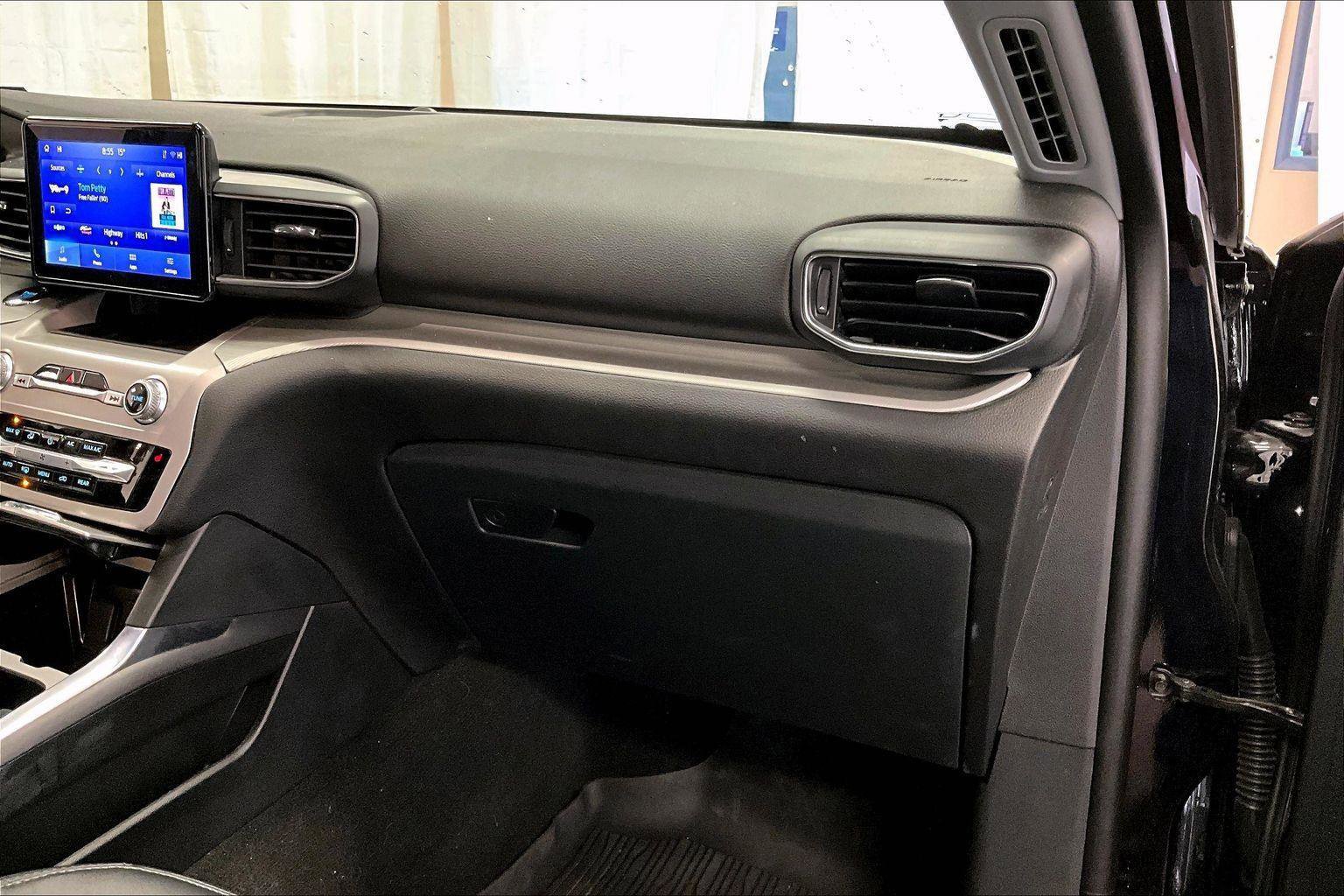 Certified 2023 Ford Explorer XLT w/ Equipment Group 202A image 15