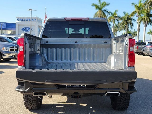 Used 2024 Chevrolet Silverado 1500 LT Trail Boss w/ Convenience Package II AWD/4WD image 15