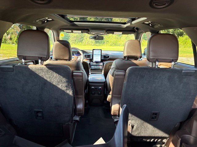 Certified 2022 Ford Explorer King Ranch w/ Class IV Trailer Tow Package AWD/4WD image 18