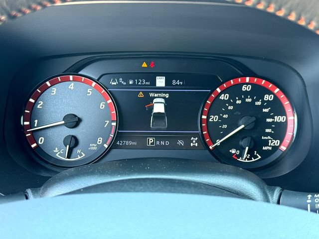 Used 2023 Nissan Frontier PRO-4X w/ Technology Package AWD/4WD image 15