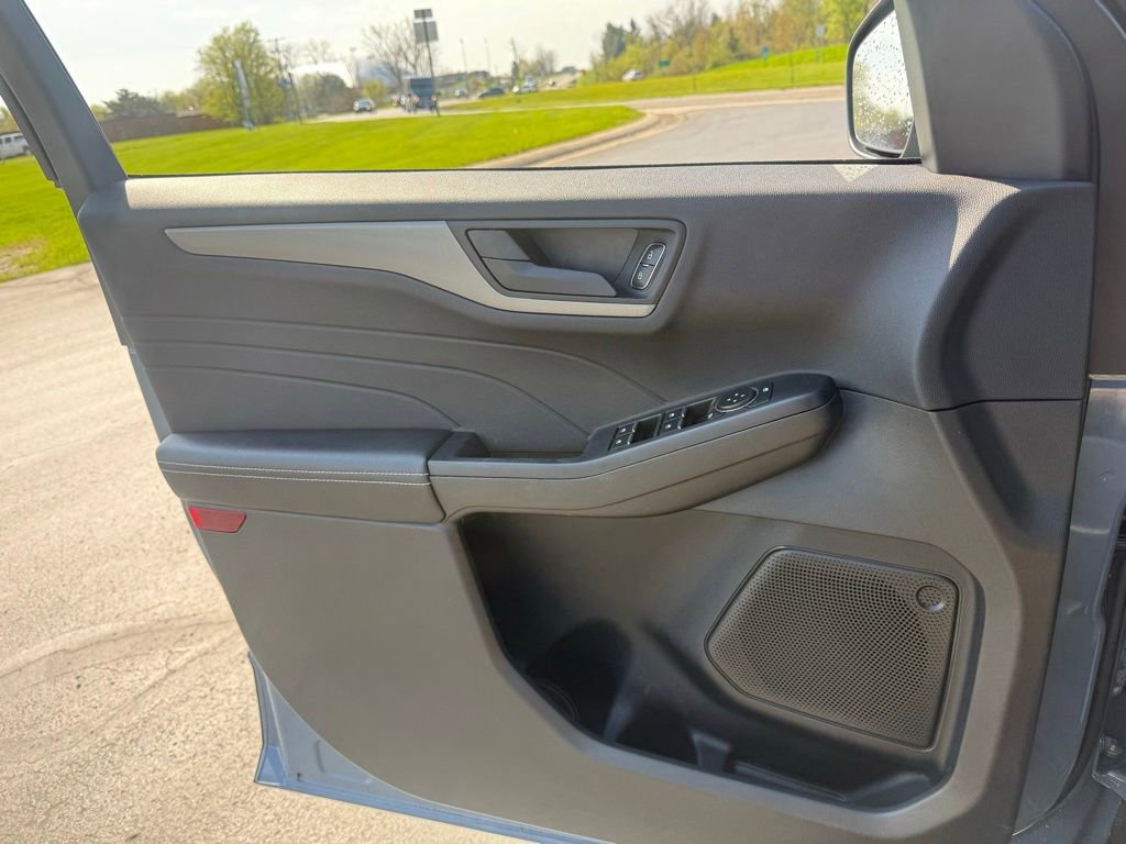 Certified 2023 Ford Escape Active image 22