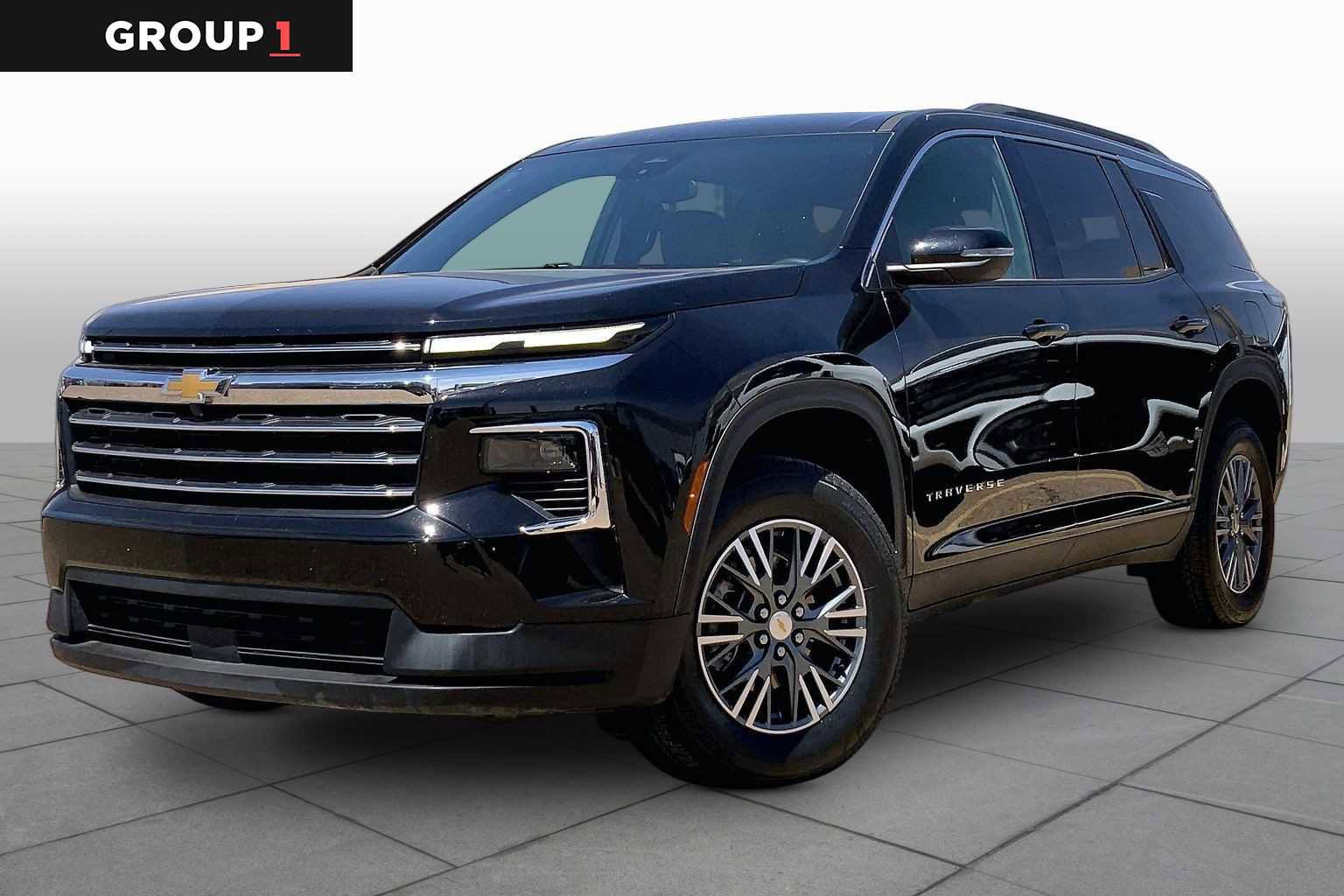 Used 2025 Chevrolet Traverse LT image 5