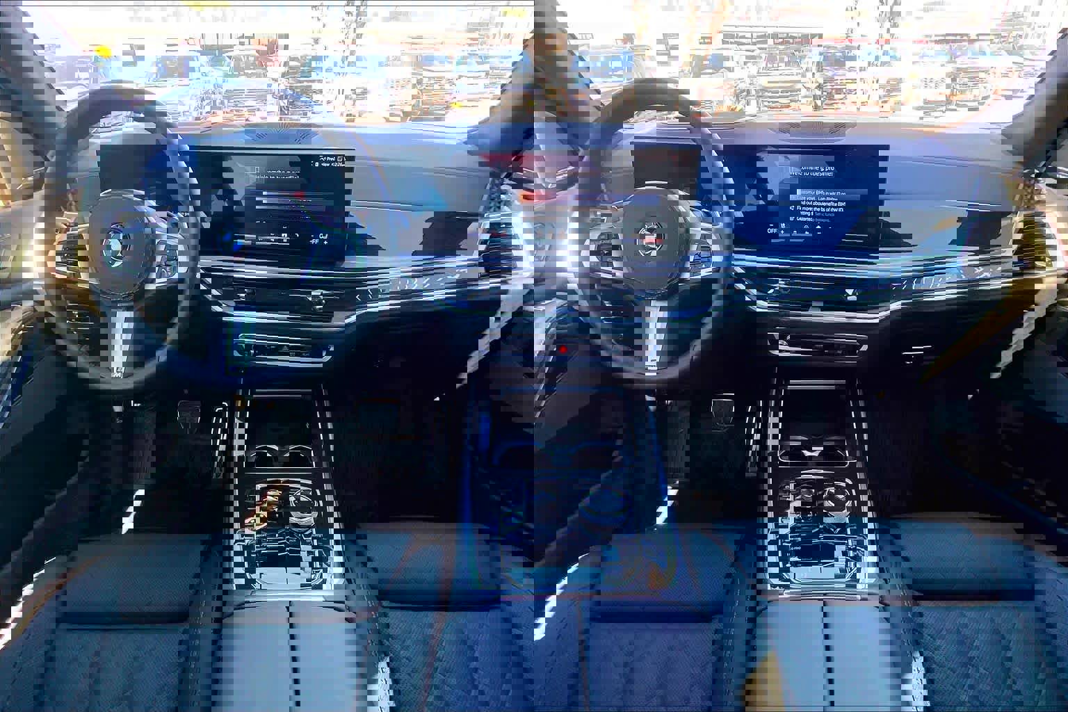 Used 2025 BMW X7 xDrive40i w/ Executive Package image 15