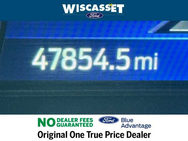 Certified 2022 Ford Explorer XLT w/ Equipment Group 202A image 25