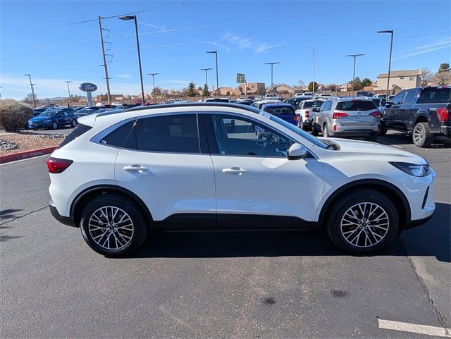 Certified 2025 Ford Escape Base w/ Class II Trailer Tow Package image 6