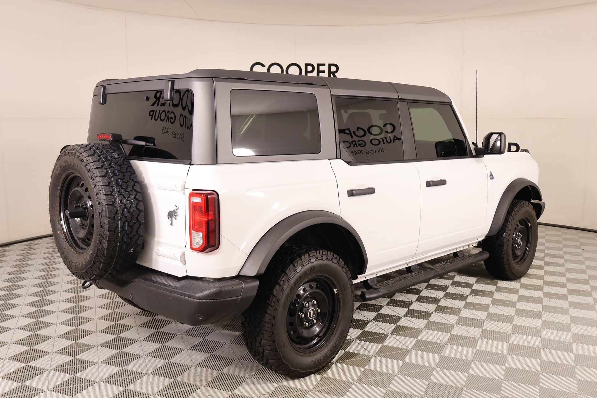 Certified 2023 Ford Bronco Black Diamond AWD/4WD image 21