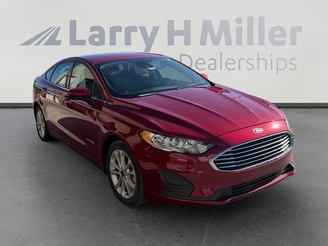 Certified 2019 Ford Fusion SE FWD image 7