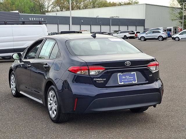 Used 2024 Toyota Corolla LE FWD image 2