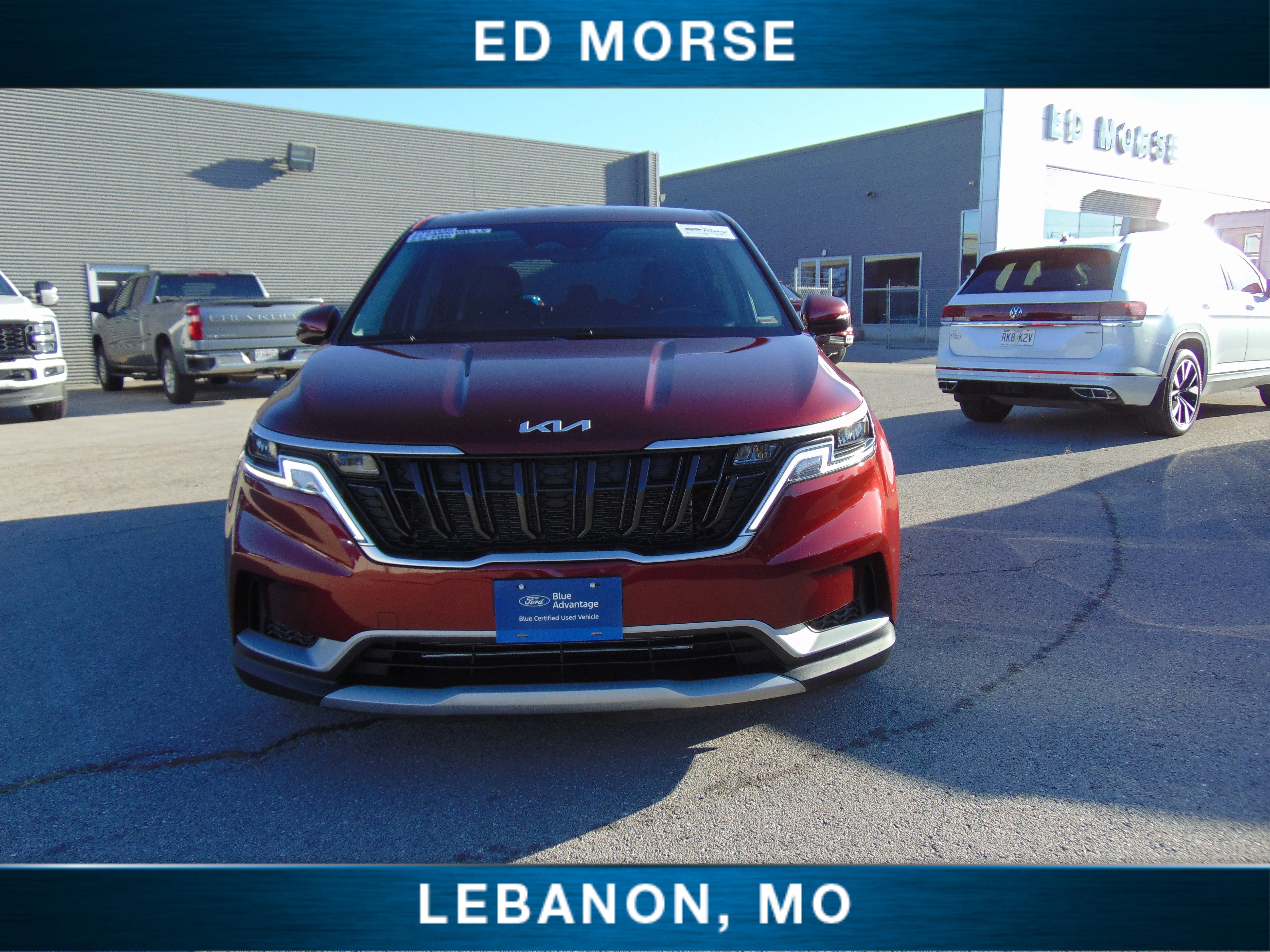 Used 2023 Kia Carnival LX image 8