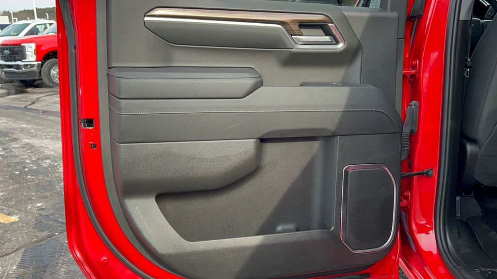 Used 2024 Chevrolet Silverado 1500 LT image 36