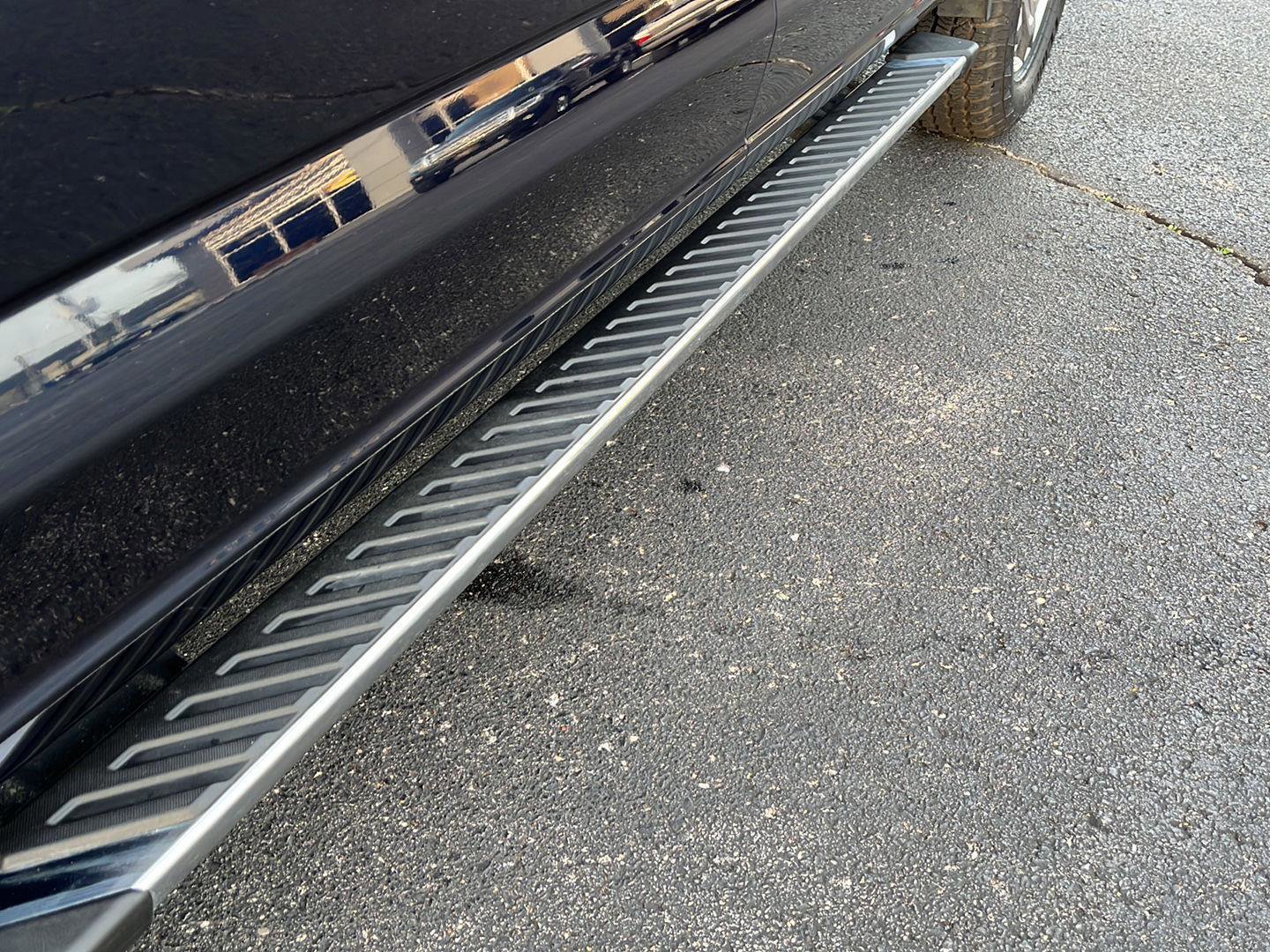 Certified 2021 Ford F150 XLT w/ Equipment Group 302A High image 12