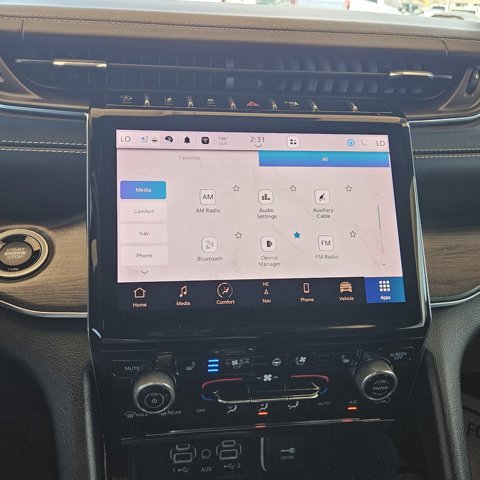 Used 2021 Jeep Grand Cherokee L Overland w/ Luxury Tech Group IV image 21