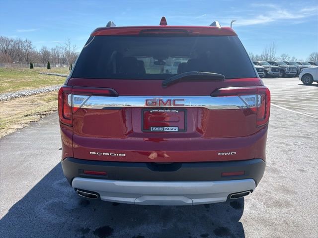 Used 2023 GMC Acadia SLT image 3