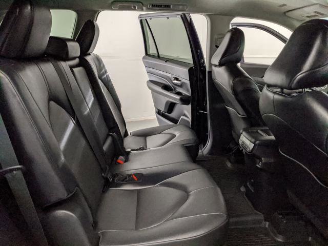 Used 2024 Toyota Grand Highlander AWD image 22