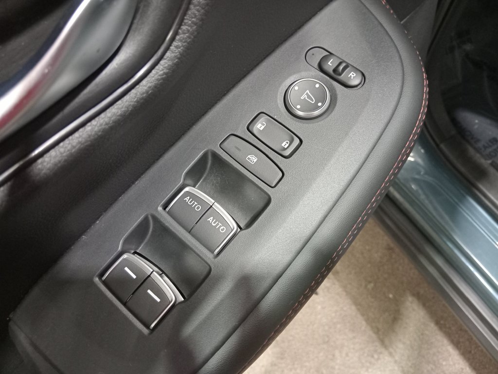 Used 2023 Honda HR-V Sport image 18