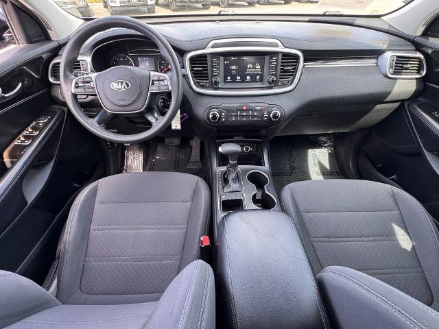 Used 2020 Kia Sorento FWD V6 image 26
