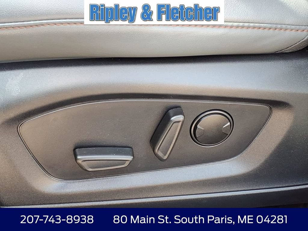 Certified 2025 Ford Explorer Active w/ Active Comfort Package AWD/4WD image 12