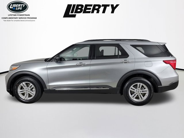 Certified 2024 Ford Explorer XLT w/ Equipment Group 202A AWD/4WD image 8