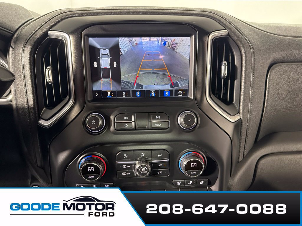 Used 2021 Chevrolet Silverado 3500 High Country w/ Technology Package AWD/4WD image 17
