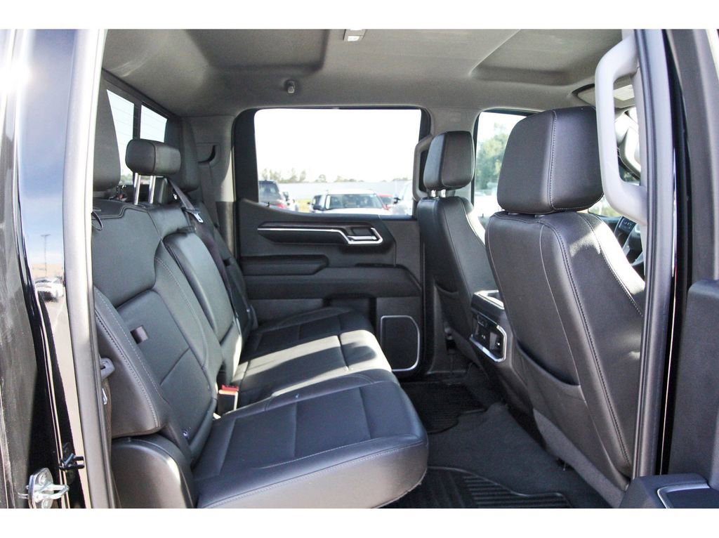 Used 2022 GMC Sierra 1500 SLT w/ SLT Convenience Package RWD image 10