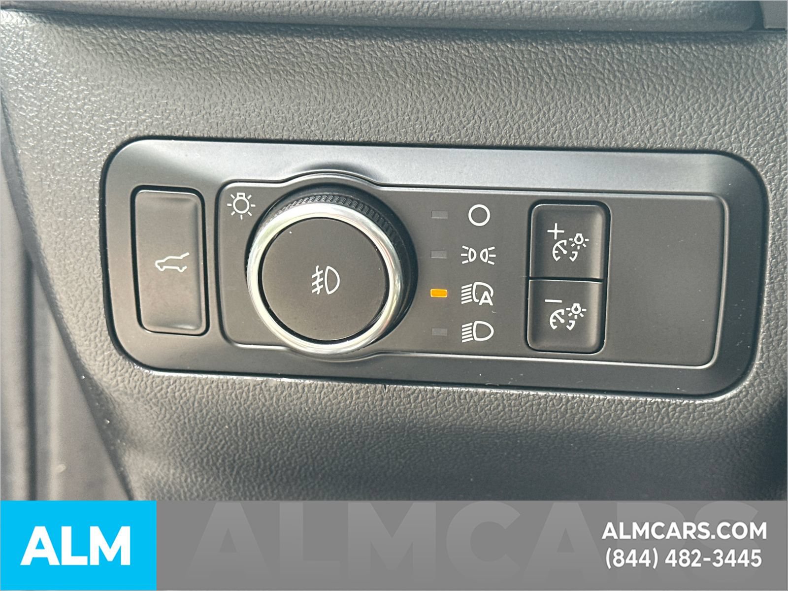 Certified 2025 Ford Escape Platinum AWD/4WD image 36