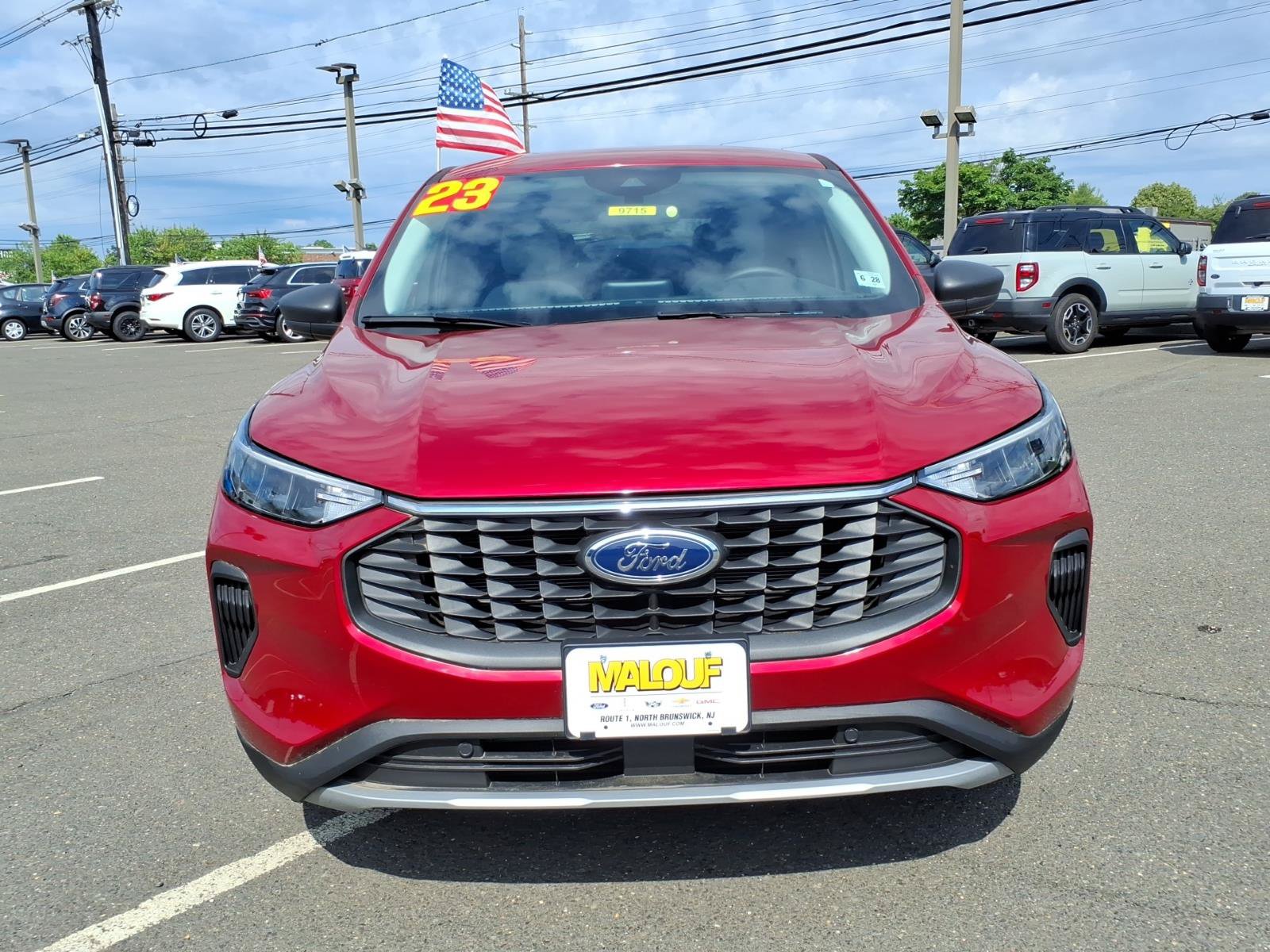 Certified 2023 Ford Escape Active AWD/4WD image 2