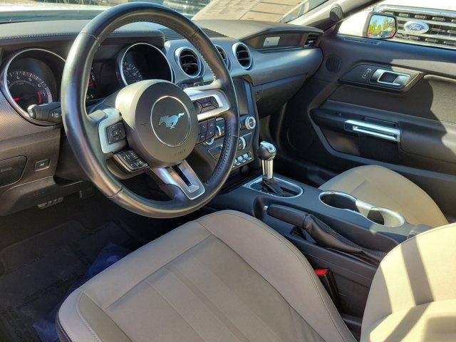 Certified 2019 Ford Mustang Convertible w/ Equipment Group 101A image 21