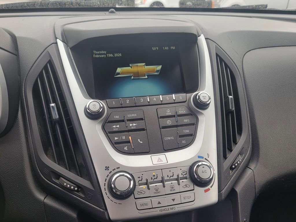 Used 2017 Chevrolet Equinox LS image 24