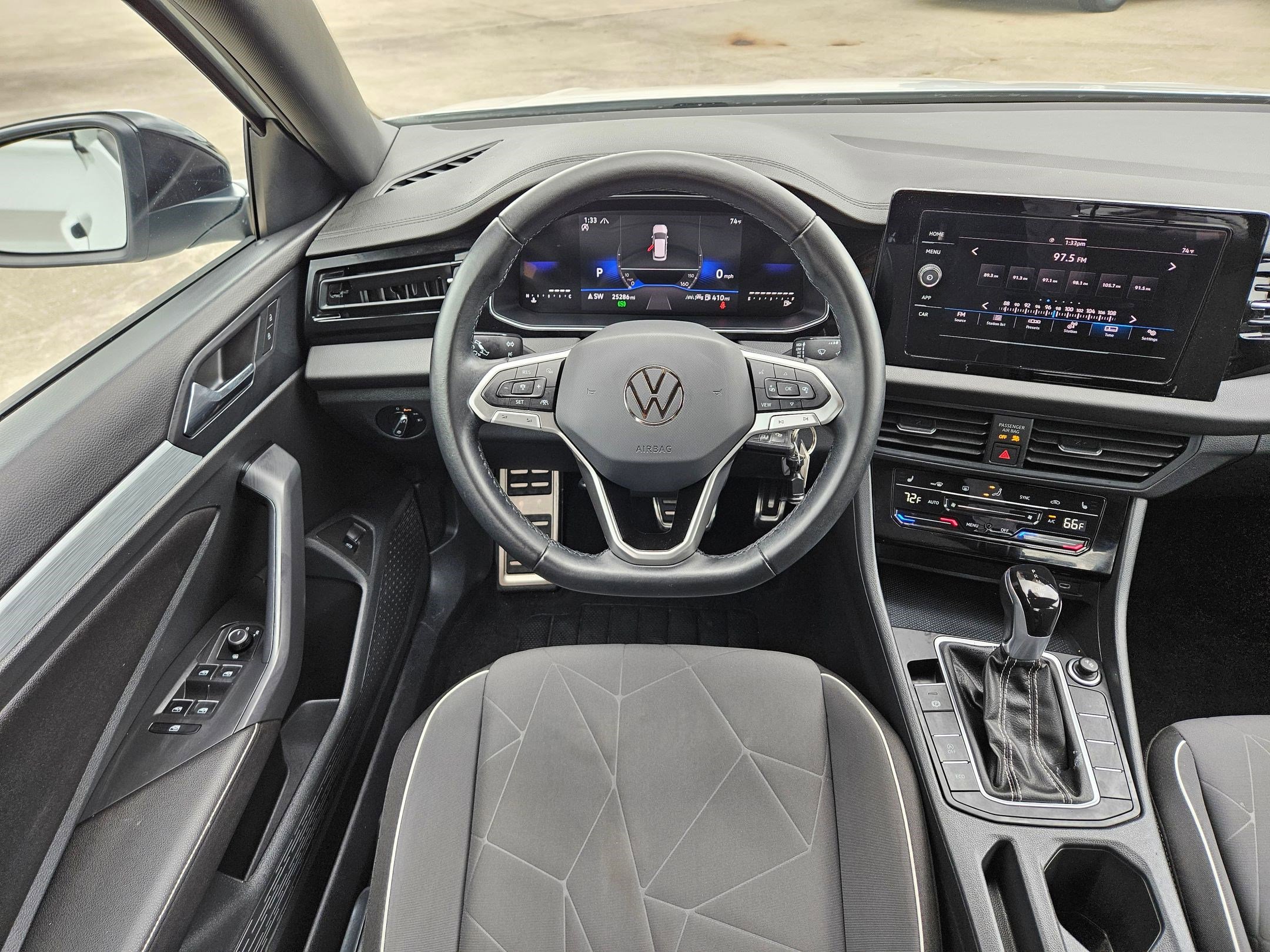 Used 2025 Volkswagen Jetta Sport FWD image 48