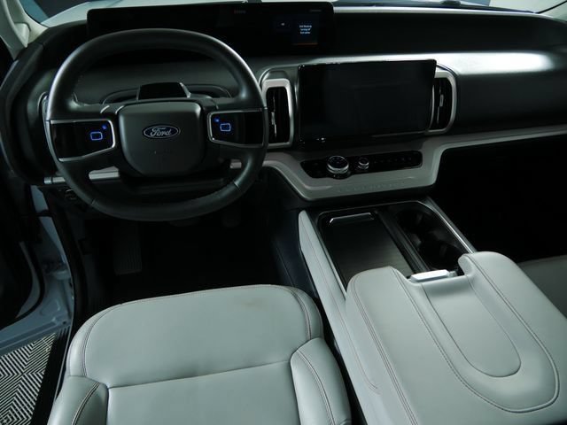 Certified 2025 Ford Expedition Max Active AWD/4WD image 2