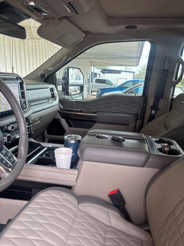 Certified 2026 Ford F350 Platinum w/ Platinum Plus Package AWD/4WD image 4