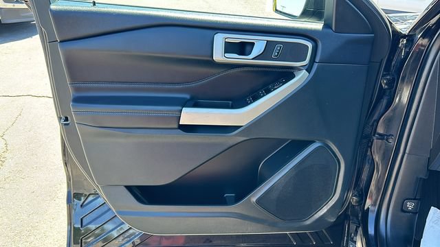 Certified 2023 Ford Explorer XLT RWD image 18