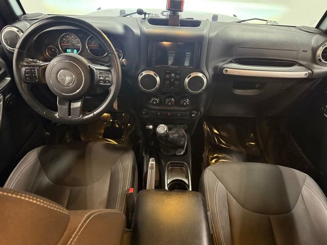 Used 2017 Jeep Wrangler Unlimited Sahara w/ Max Tow Package image 29